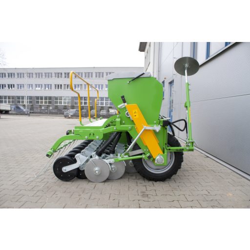 Bomet Scorpius 3M Univerzális vetőgép