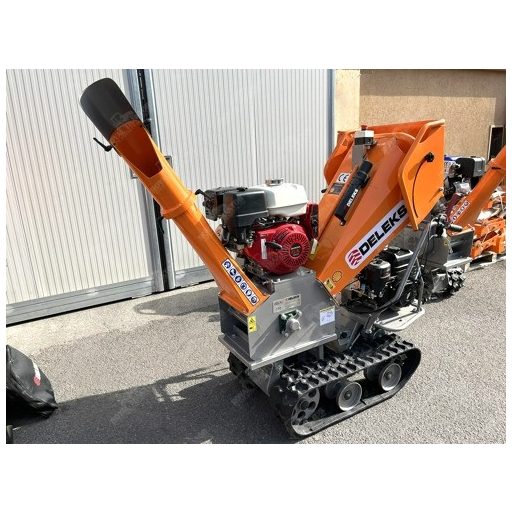 DELEKS DK-800-GREEN-Honda Önjáró nyomkövetős ágaprító