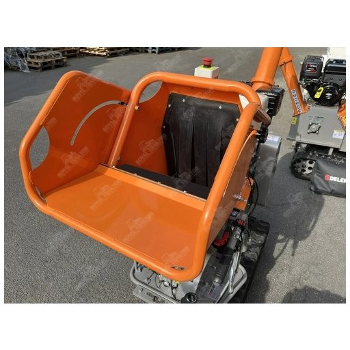 DELEKS DK-800-GREEN-Honda Önjáró nyomkövetős ágaprító