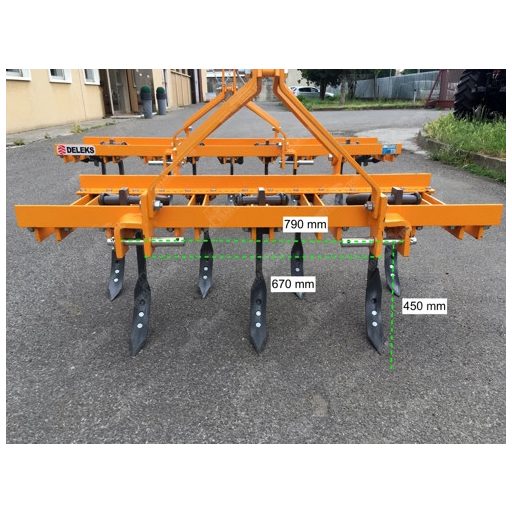 Deleks DE-140/7 Kultivátor