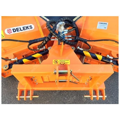 Deleks LNV-200-C Hóeke 3 pontos felfüggesztéssel